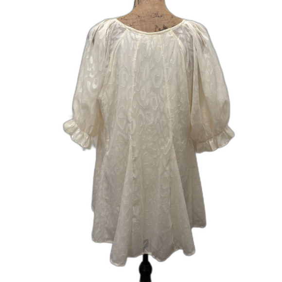 Umgee Ivory Leopard Burnout Blouse Textured Puff Sleeve Ruffle Tunic Top Size XL - Picture 3 of 5